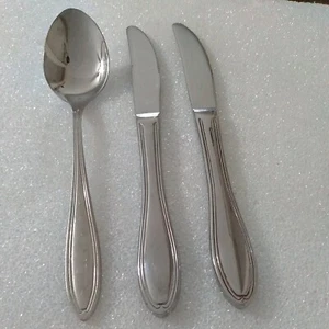 Royal Prestige 18/10 Stainless Steel 2 Dinner Knives 1 Soup Spoons  - Picture 1 of 13