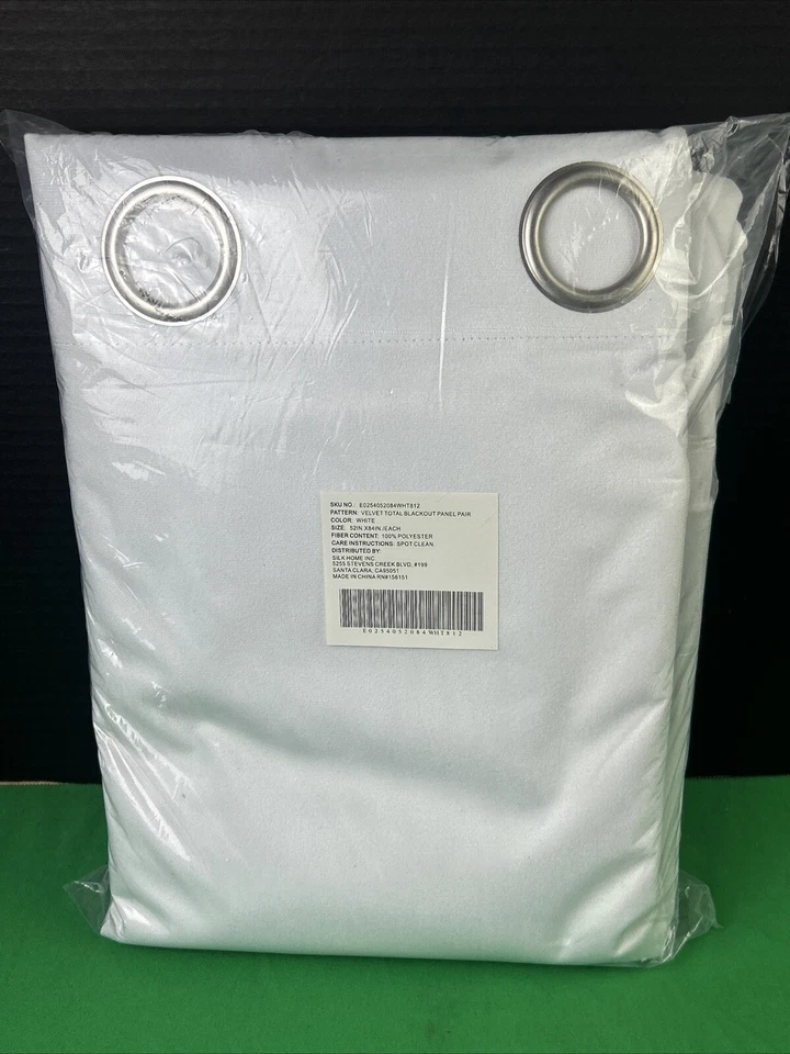 Paquete de 2 cortinas de ventana de terciopelo apagón total 52 pulgadas x 84 en blanco Foto 1 de 1