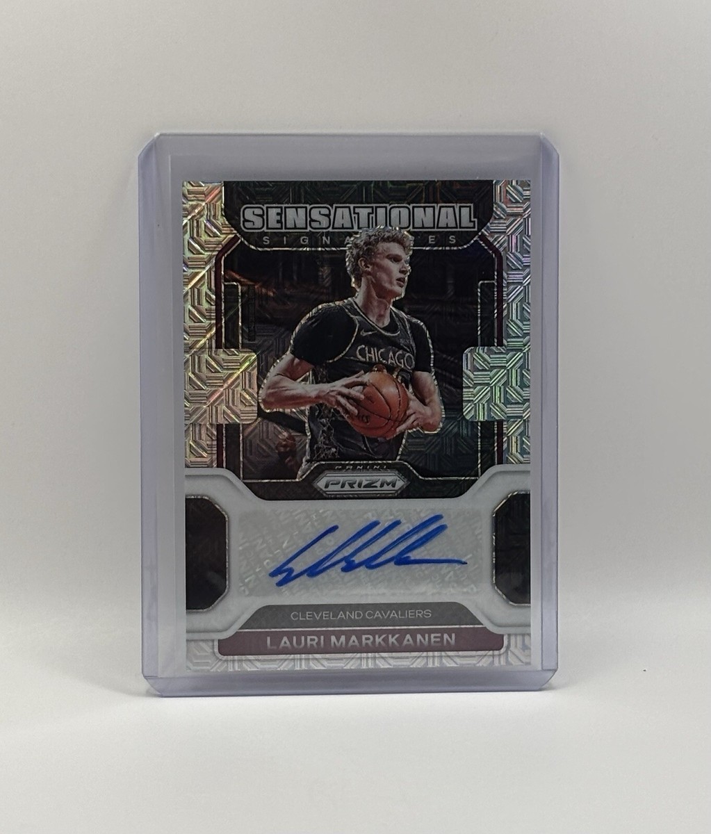 Panini Lauri Markkanen Basketball Autographed Sports Trading Cards 