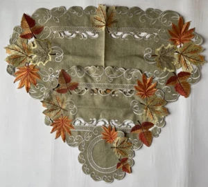 Tischdecke Set Herbst Decke Blätter Rund und Oval Tischläufer Halloween Deko - Bild 1 von 4