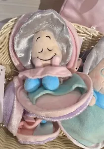 Japan Tokyo Disney Store Young Oyster Plush Toy Zipper Type Alice in Wonderland - Picture 1 of 7
