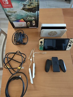 Nintendo Switch (OLED Model) HEG-001 Edizione The Legend of Zelda: Tears of the - Immagine 1 di 4