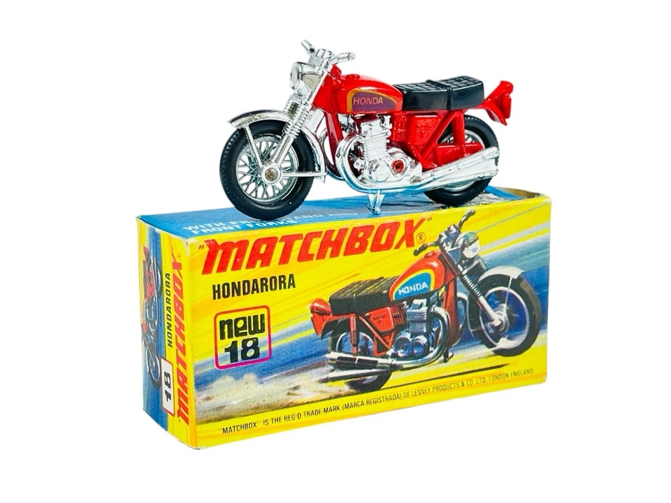 Matchbox Lesney Superfast MB18 Chrome Handlebars Red Honda Motorcycle w/I Box - Image 1 of 4