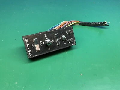 1993 -1996 Cadillac Fleetwood Heat Seat Recline Switch Left Driver Side OEM - Image 1 of 3