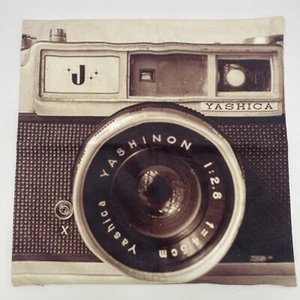 "Falsa de almohada decorativa para cámara YASHICA J - Buen estado - 17,5"" x 17,5""" - Imagen 1 de 10