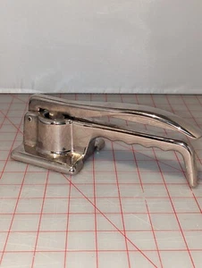 Ocelco Inc Pro Pill Crusher Chrome Heavy Duty Table Top Metal - Picture 1 of 3