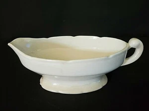 Vintage  Handled  Ceramic  Plain  Cream-Colored  Sauce  Gravy Boat  USA Made - Picture 1 of 12