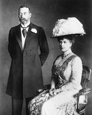 New Photo: King George V and Queen Mary of the United Kingdom, 1914 - 6 Sizes!