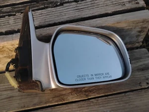 1999-2004 Chevrolet Tracker Passenger Right Side View Mirror Power Silver OEM - Picture 1 of 8