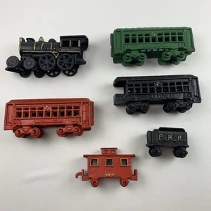 Vintage Antique 6 Piece Cast Iron Train Set Washington 44 Very Good Condition - Picture 1 of 5