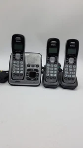 Uniden Dect 6.0 Cordless Home Office Bundle Telephone Answering Handsets 3 Phone - Picture 1 of 5