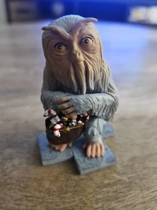 The Noble Collection Phantastische Tierwesen Magische Kreatur Nr. 4 Weihnachts Demiguise - Bild 1 von 5