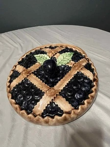 VtgBlueberry Pie Keeper Ceramic Pie Saver w Lid 10” Majolica Portugal ( Read ) - Picture 1 of 11