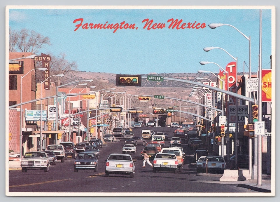 Farmington New Mexico, Street Scene, Shell Gasoline, Old Cars, Vintage Postcard - Image 1 of 2