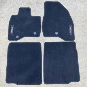 Juego de alfombrillas deportivas Ford Explorer 2015-2019 originales OEM FB53-7813107-AAW - Imagen 1 de 9