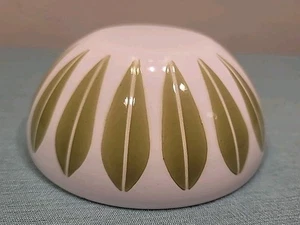 Catherine Holm Lotus Bowl Enamel Coated Green Leaves on White -  5 1/2” - Picture 1 of 10