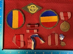 VINTAGE LOT WW2 NAMED GOOD CONDUCT MEDAL PATCHES    102B - Picture 1 of 12