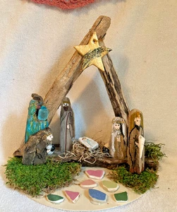 PRESEPE IN LEGNO ALLA DERIVA FATTO A MANO, UNICO, PEZZO UNICO, RUSTICO, ARTE UNICA NEL SUO GENERE, - Foto 1 di 7