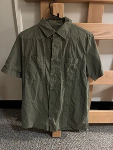A.P.C XS Olive Green Short Sleeve Button-Up Shirt Men’s  Extra Small Cotton - Picture 1 of 3