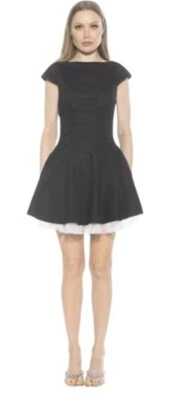 Vestido feminino Alexia Admor Aleena preto mini cintura caída de tule alargado tamanho 4 - Imagem 1 de 4