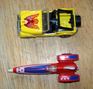 Lot/2 MATTEL "Hot Wheels" Yellow Jeep CJ-7 - Red/White/Blue Rocket Car - New - Picture 1 of 8