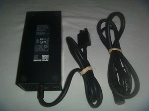 Adaptador de CA de ladrillo y cable de fuente de alimentación original oficial OEM Microsoft Xbox One - Imagen 1 de 1
