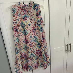 Pinch NWT Size L Women’s  Bright Multicolor  Tiered Dress  Flutter  Sleeve - Picture 1 of 11