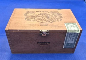 Caja de cigarros de madera Belinda Ramon vintage tapa con bisagras 1989 herrajes de latón 8x5x4" - Imagen 1 de 14