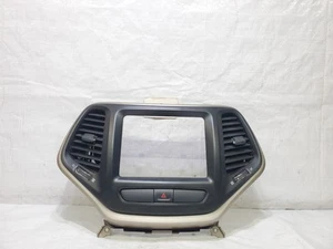 Bisel de ajuste de radio central para tablero Jeep Cherokee 14-18 con ventilación de aire OEM 1WP091S5AD - Imagen 1 de 10