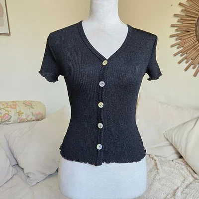 Cardigã vintage Y2K Charlotte Russe tamanho M malha com nervuras manga curta botão - Imagem 1 de 4