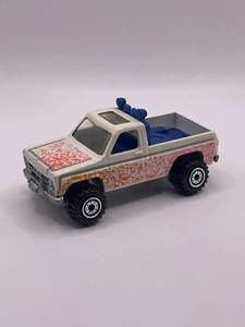Hot Wheels weiß Chevrolet Bywayman 4x4 Chevy 1/64 Pickup Truck - Bild 1 von 8