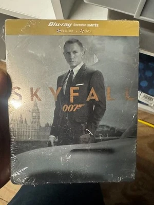 Skyfall  Limited Edition Steelbook Blu-ray  UK minor shelf wear region free - Image 1 of 2