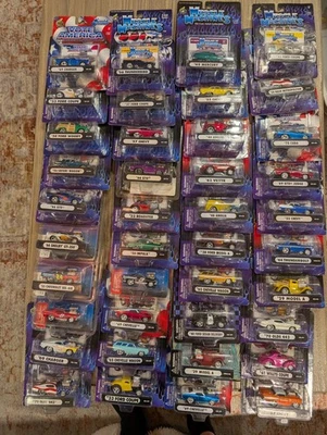 Lot of 40 NEW Unopened Packs  MUSCLE MACHINES Cars Chevy Ford Willys Olds Etc. - Image 1 of 4