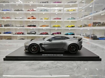 GT Spirit ASTON MARTIN V12 VANTAGE Car Model 1/18 - Image 1 of 4