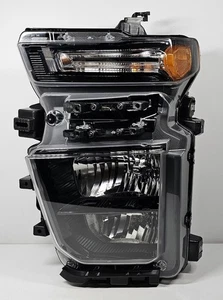NEW 2024-2025 Chevrolet Silverado 2500 3500 Driver Left Headlight Halogen OEM - Picture 1 of 22