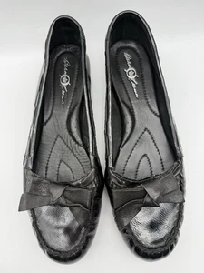 Born Crown Women's US 9 EU 40.5 Black Patent Leather Flats Loafers Bow - Picture 1 of 9