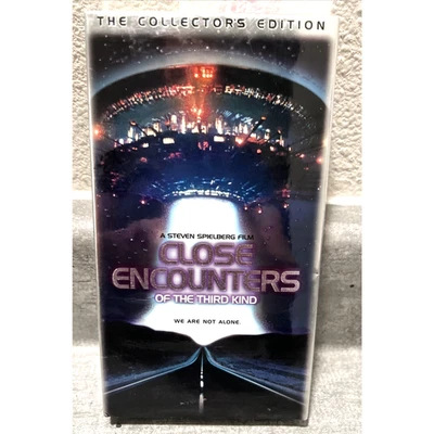Close Encounters of the Third Kind(VHS, 1998)Collectors Edition We Are Not Alone - Image 1 of 4