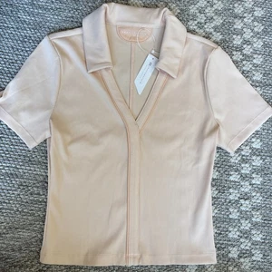 Travis Mathew Women's Size M Light Pink Ribbed Cropped Polo Golf - Picture 1 of 5