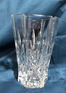 Gorham Crystal 'GOR 17 ' 6" 6 Sided Vase - Picture 1 of 6