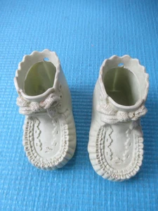 Vintage Baby World Company weiche Gummi Deko Puppenschuhe grün - Bild 1 von 14
