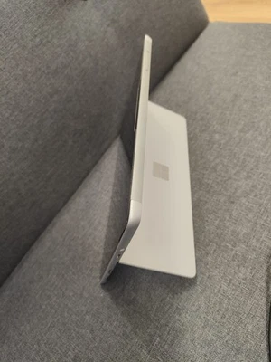 microsoft Surface go 3 1926 64gb con caricatore originale - Immagine 1 di 4