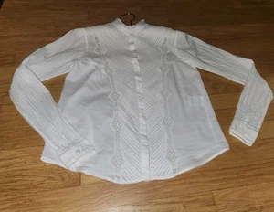 Weiße/cremeweiße Bluse mit Häkelspitze & Plissee*Langarm*70er Jahre inspiriert*Gr.34(S) - Bild 1 von 13