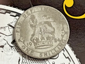 1924 George V British Silver One Shilling Coin - Picture 1 of 2