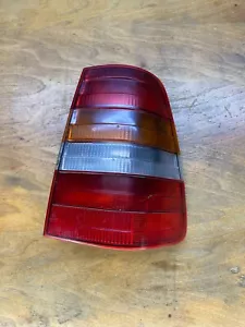 Mercedes Benz W124 200TE 200 TE taillight taillight rear right light lamp OEM - Picture 1 of 23