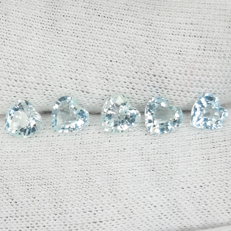 2,70 карата лучший блеск неотапливаемый натуральный зеленый берилл сердце...!!!!! - Изображение 1 из 1