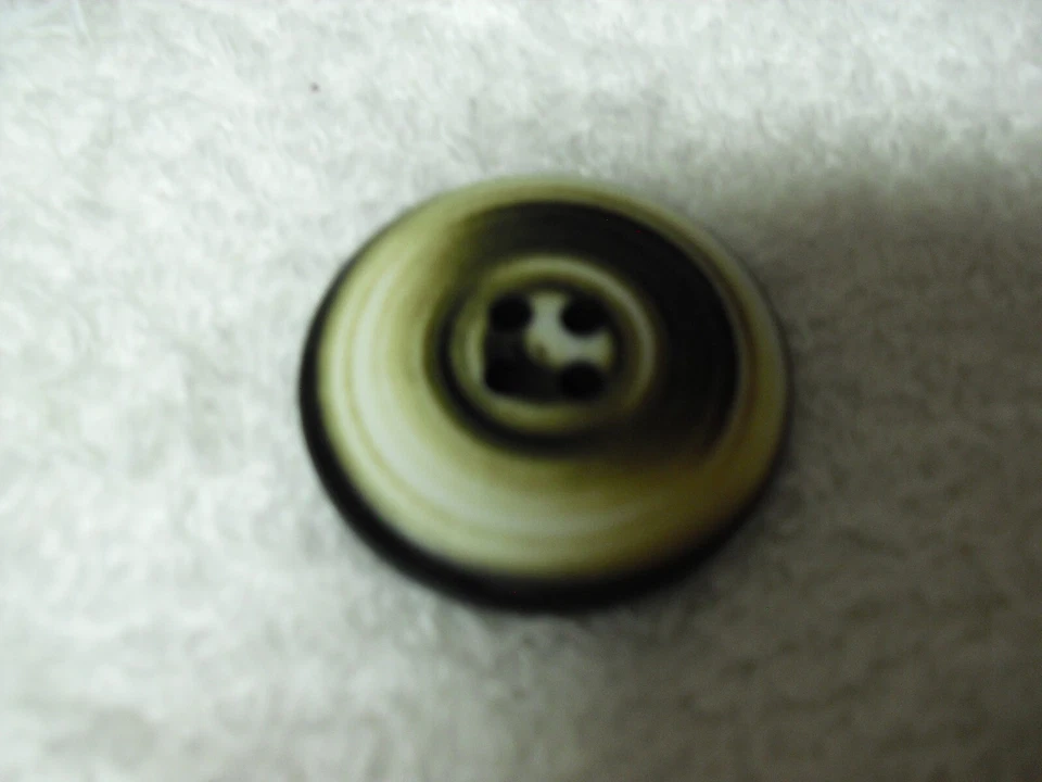 Knöpfe creme/braun/schwarz 2,8cm Kunststoff Restposten !!! - Bild 1 von 1