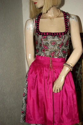 Dirndl * Trachtenkleid & Schürze Landhaus schwarz weiß pink Röschen Gr. 32 - Bild 1 von 4