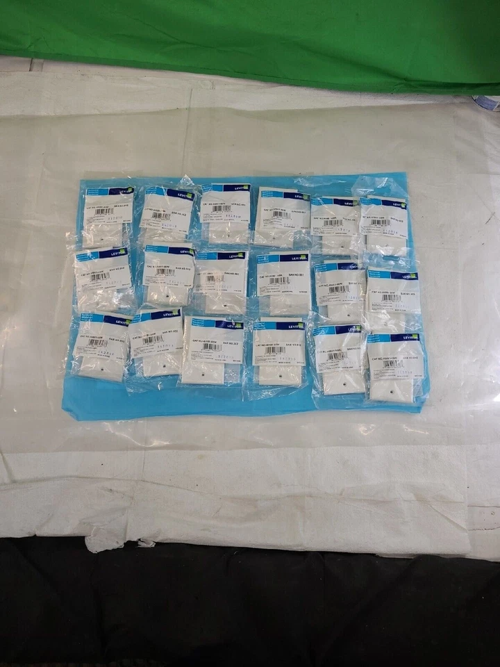 Leviton 40981-00W-F-Connector WHITE Flush Mount Wall Plate-LOT OF 18 - Image 1 of 4