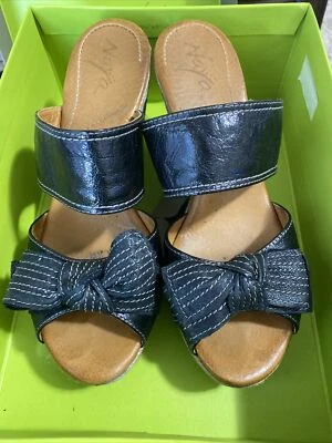 Naya Womens High Heel Black Leather Bow Espadrille Wedge Sandals Shoes Size 9.5M - Image 1 of 4