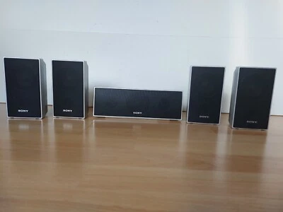 Sony Home Theater Surround Sound 5 Speaker  SS-TS71 und SS-CT71  - Bild 1 von 4